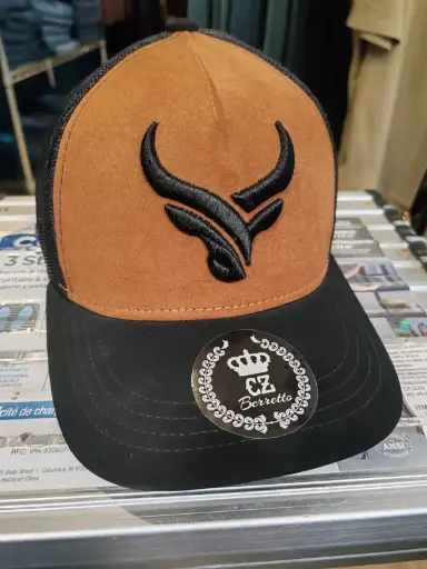 [MOD290620447] Gorra Berreto Lisa  CAMEL